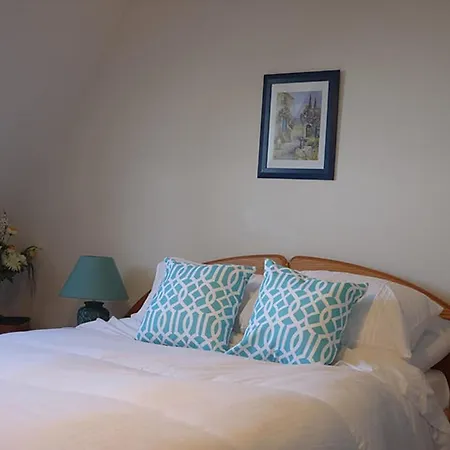 Stunning 5-Bed Stone House With Heated Pool Ferienhaus *