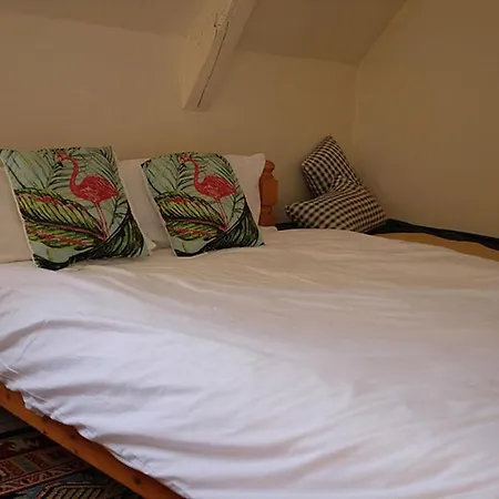 Stunning 5-Bed Stone House With Heated Pool Ferienhaus *