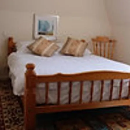 Stunning 5-Bed Stone House With Heated Pool Ferienhaus *